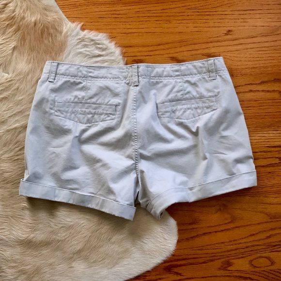 Perfect 3 1/2 inch Grey Old Navy Shorts - Picture 3 of 5